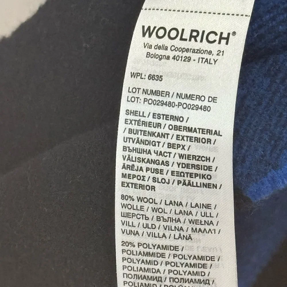 WOOLRICH BLANKET. BUFFALO BLUE